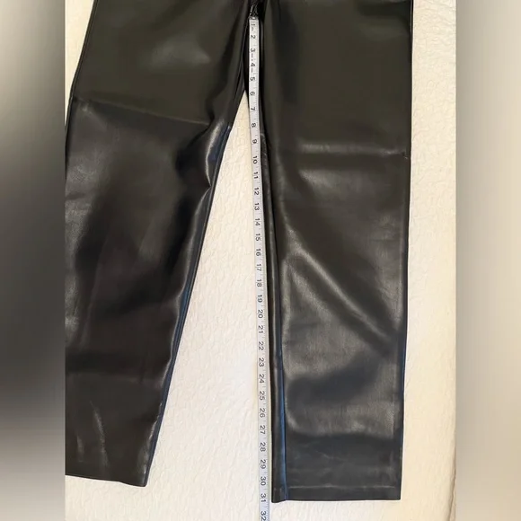 NWT Aritzia Wilfred Melina Pant - Size 16 (Black) - Picture 7 of 8